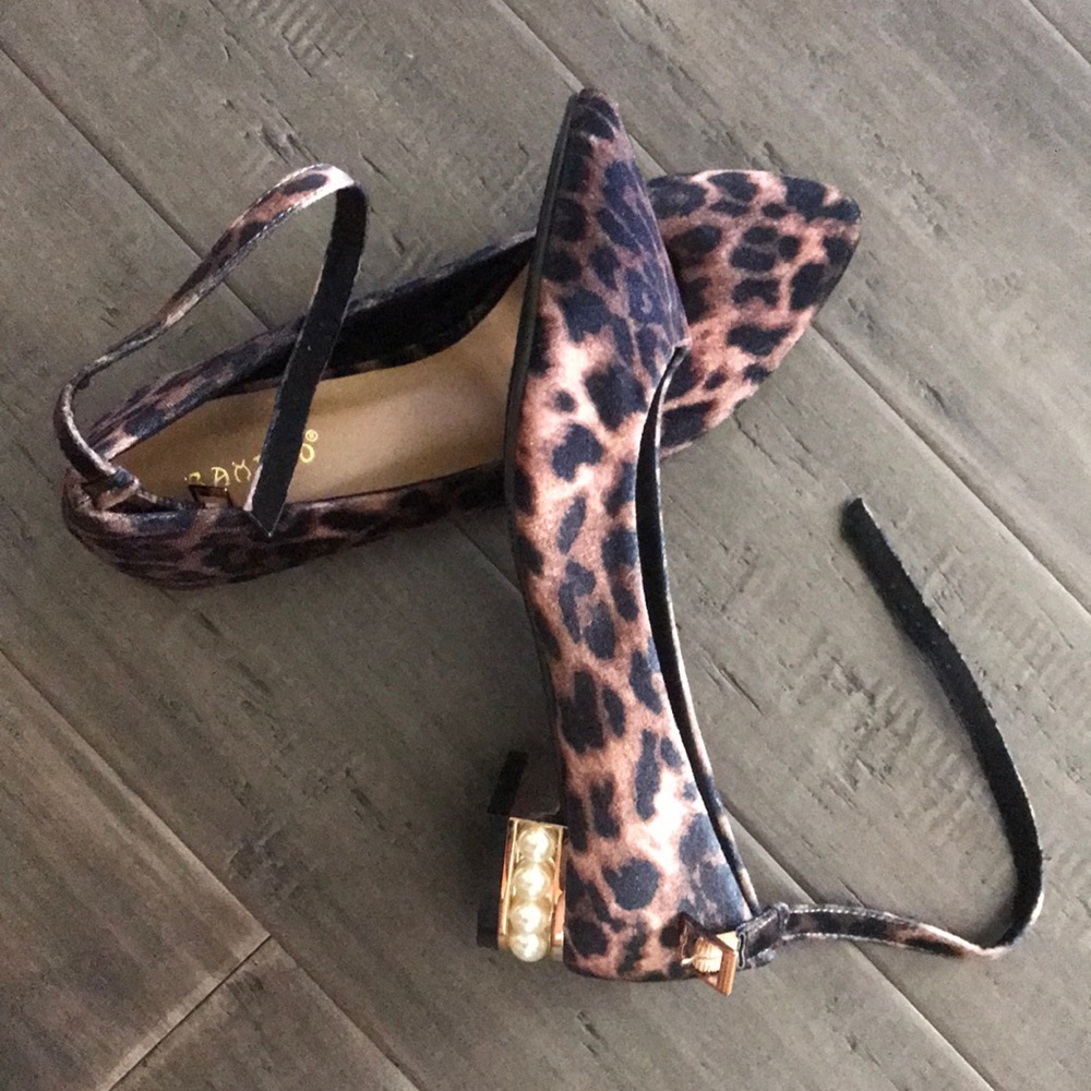 Flats!! Super sexy🖤